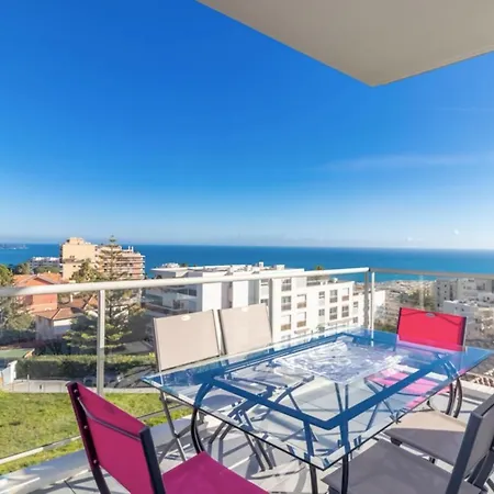 Elegant Apt With Swimming Pool-Balconies-Sea View Apartamento
